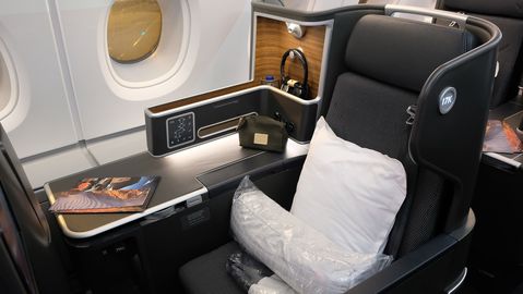 Review: Qantas Airbus A380 business class